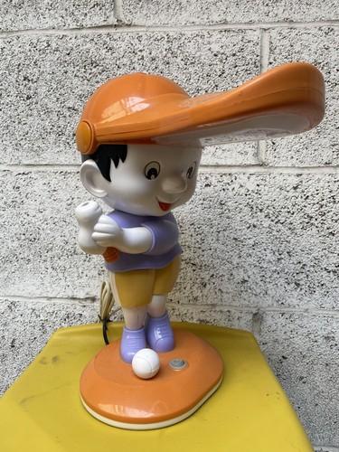 Lampada vintage ragazzo - ragazzo, tennis